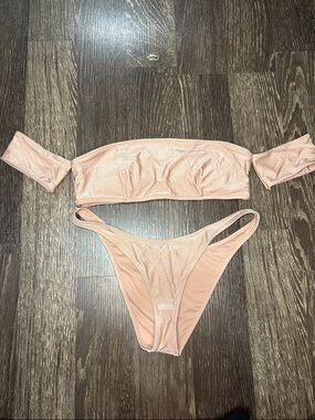 Woman’s bikini swim suit in light pink